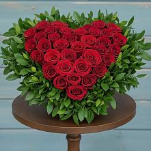 Цветочная композиция из Розы в виде сердца #REPLACE_PRED# Пено