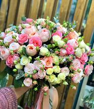 Букет цветов из:  Розы #REPLACE_PRED# Пено