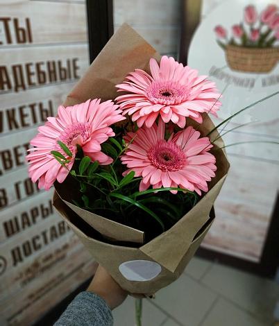 Букет цветов из: Герберы в Пено