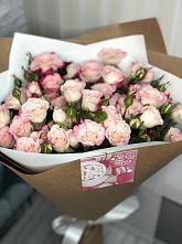 Букет цветов из:  Розы в Пено